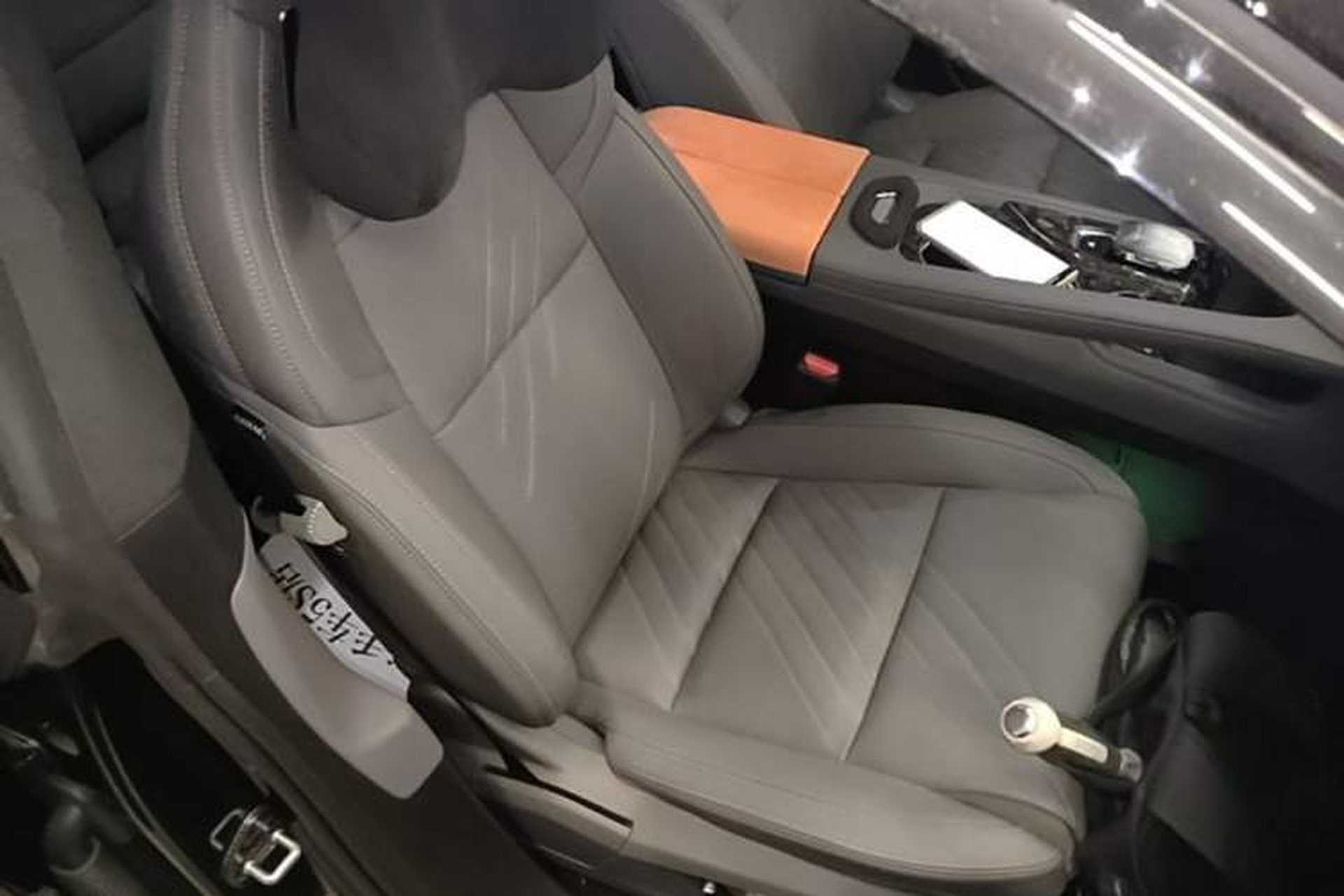 Used Zeekr 001 2024 YOU Edition 100 kWh All-Wheel Drive Right Front Seat