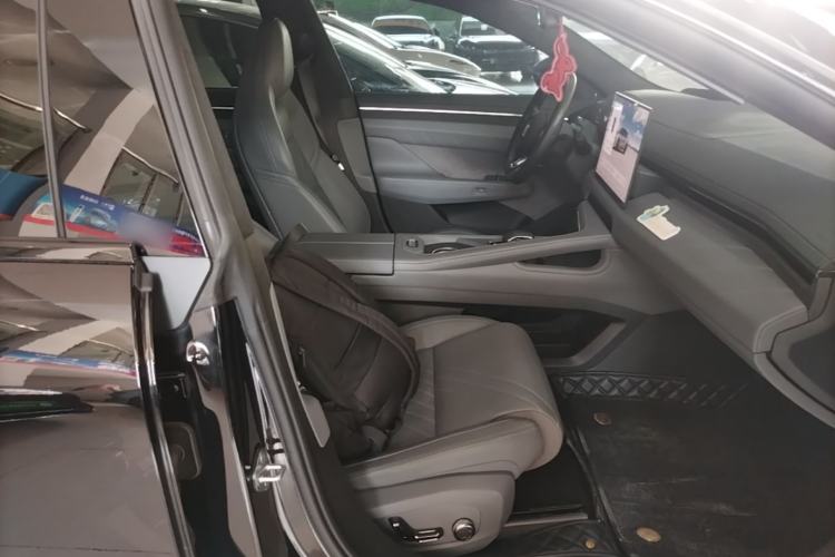 Used Zeekr 001 2024 ME Edition 100 kWh All-Wheel Drive Right Front Seat