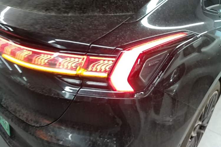 Used Zeekr 001 2024 YOU Edition 100 kWh All-Wheel Drive Right Rear Taillight