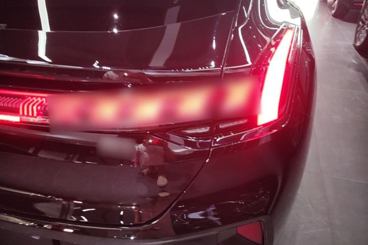 Used Zeekr 001 2024 YOU Edition 100 kWh All-Wheel Drive Right Rear Taillight