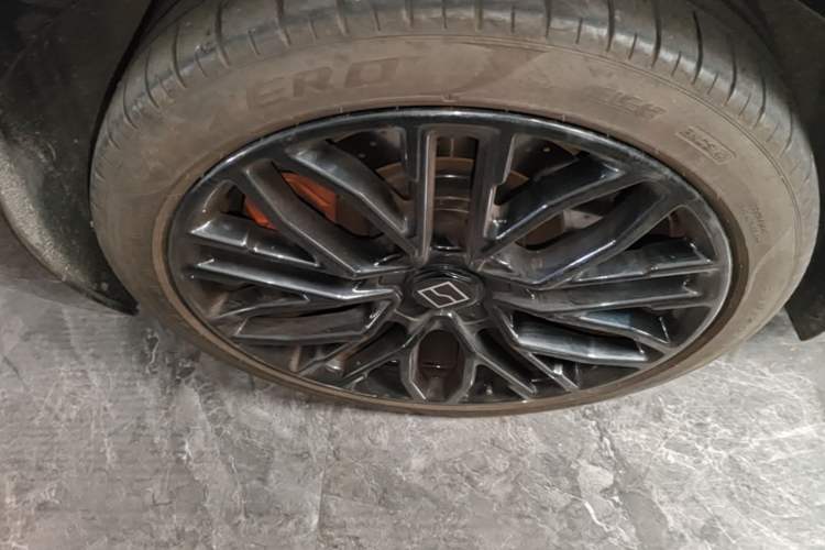 Used Zeekr 001 2024 YOU Edition 100 kWh All-Wheel Drive Right Rear Wheel Hub
