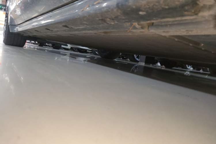 Used Zeekr 001 2024 ME Edition 100 kWh All-Wheel Drive Right Side Sill