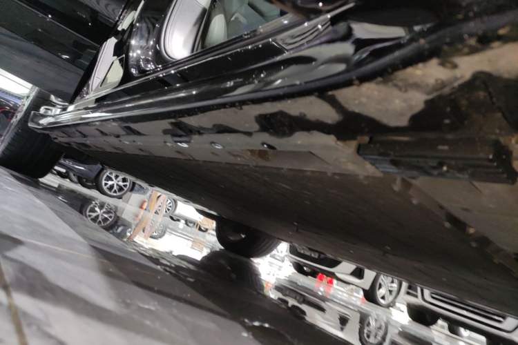 Used Zeekr 001 2024 YOU Edition 100 kWh All-Wheel Drive Right Side Sill