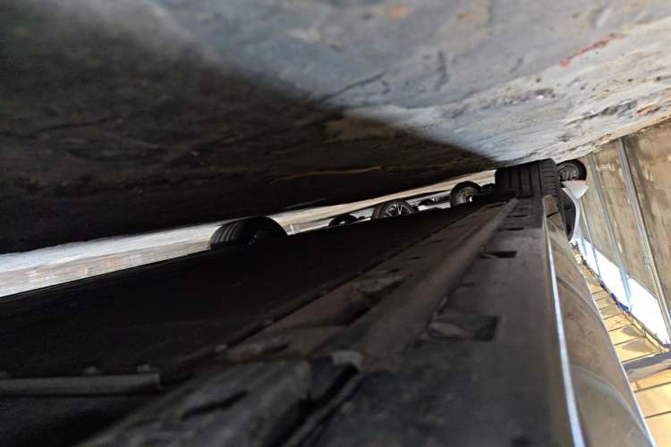 Used Zeekr 001 2024 YOU Edition 100 kWh All-Wheel Drive Right Side Sill