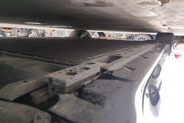 Used Zeekr 001 2024 ME Edition 100 kWh All-Wheel Drive Right Side Sill