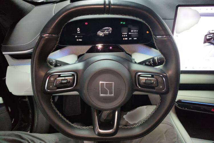 Used Zeekr 001 2024 WE Edition 95 kWh All-Wheel Drive Steering Wheel