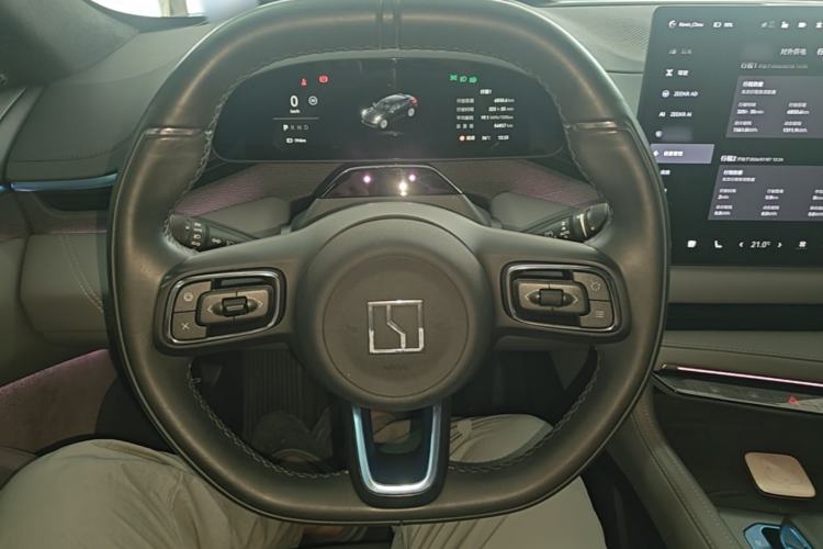 Used Zeekr 001 2024 WE Edition 95 kWh All-Wheel Drive Steering Wheel