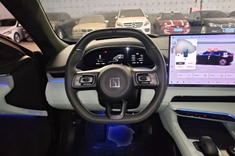 Used Zeekr 001 2024 YOU Edition 100 kWh All-Wheel Drive Steering Wheel