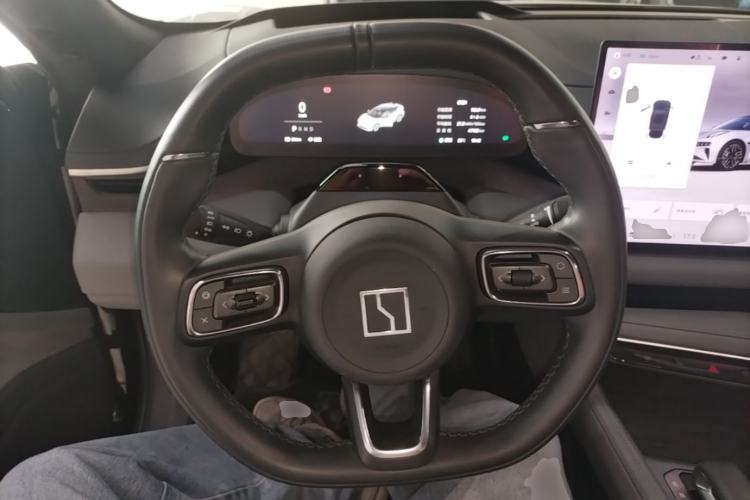 Used Zeekr 001 2024 ME Edition 100 kWh All-Wheel Drive Steering Wheel