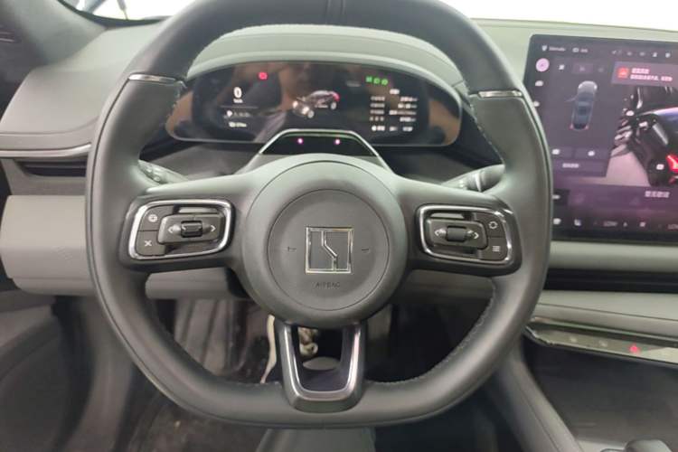 Used Zeekr 001 2024 WE Edition 95 kWh All-Wheel Drive Steering Wheel