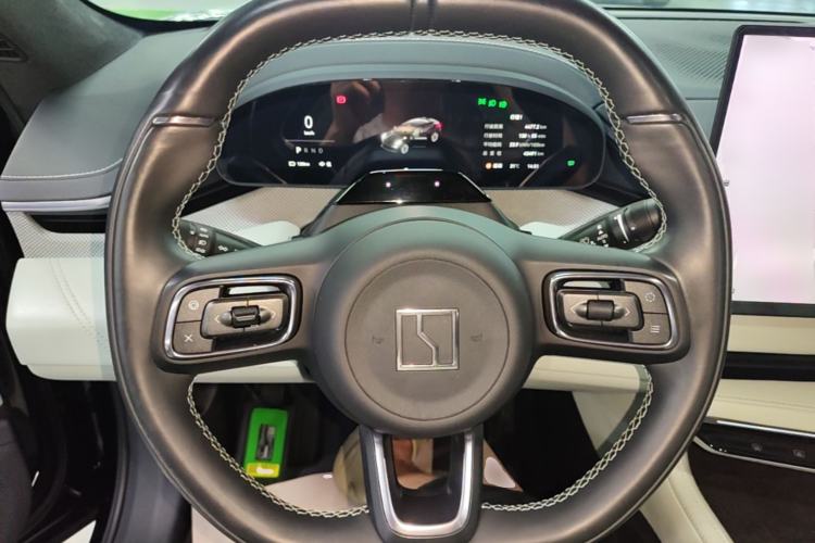 Used Zeekr 001 2024 ME Edition 100 kWh All-Wheel Drive Steering Wheel