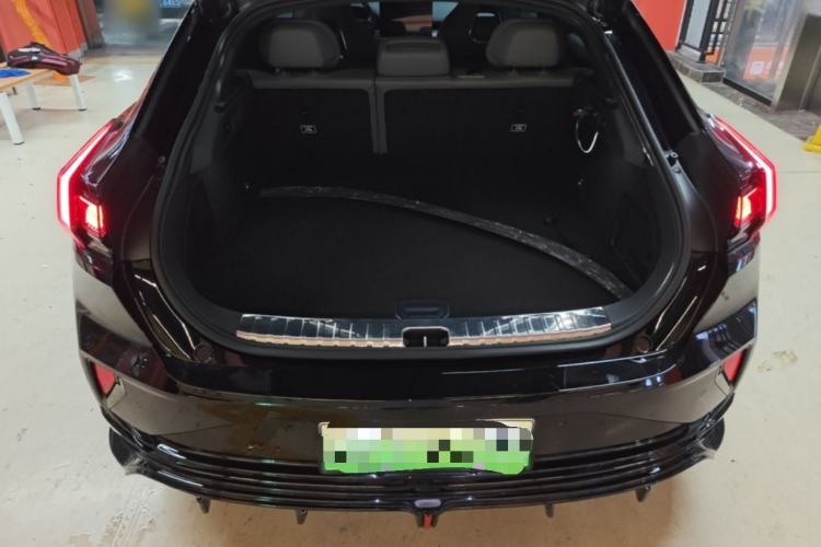 Used Zeekr 001 2024 WE Edition 95 kWh All-Wheel Drive Trunk