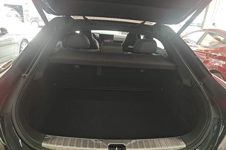 Used Zeekr 001 2024 WE Edition 95 kWh All-Wheel Drive Trunk