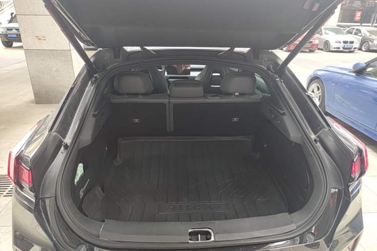 Used Zeekr 001 2024 ME Edition 100 kWh All-Wheel Drive Trunk