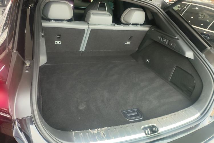Used Zeekr 001 2024 WE Edition 95 kWh All-Wheel Drive Trunk