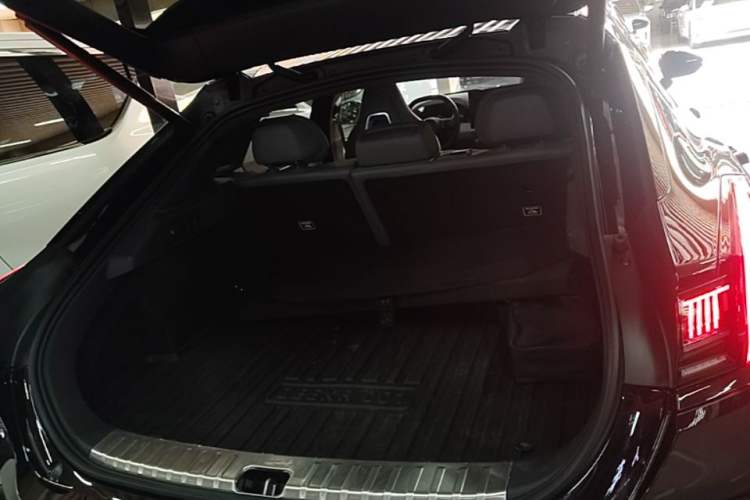 Used Zeekr 001 2024 WE Edition 95 kWh All-Wheel Drive Trunk