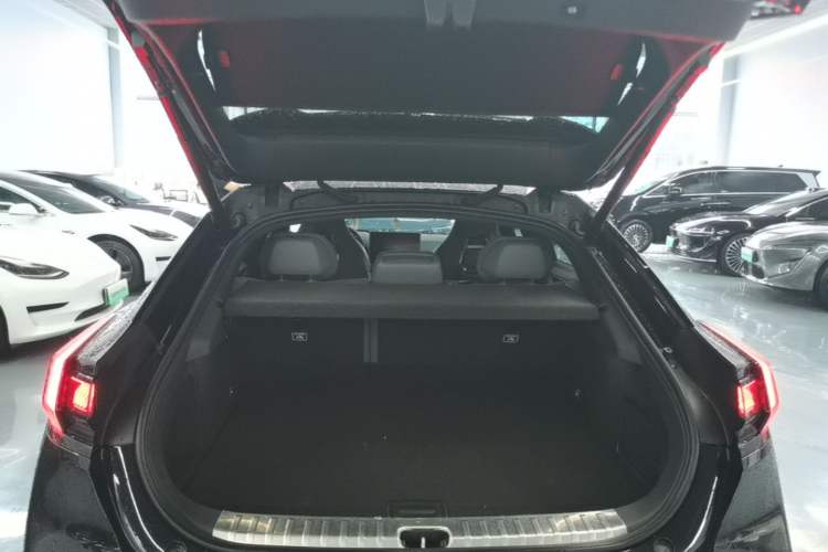 Used Zeekr 001 2024 WE Edition 95 kWh All-Wheel Drive Trunk