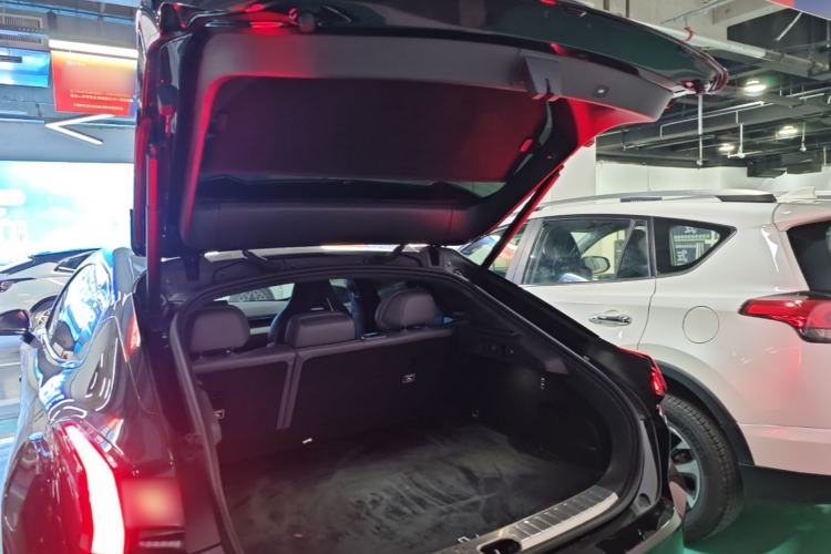 Used Zeekr 001 2024 YOU Edition 100 kWh All-Wheel Drive Trunk