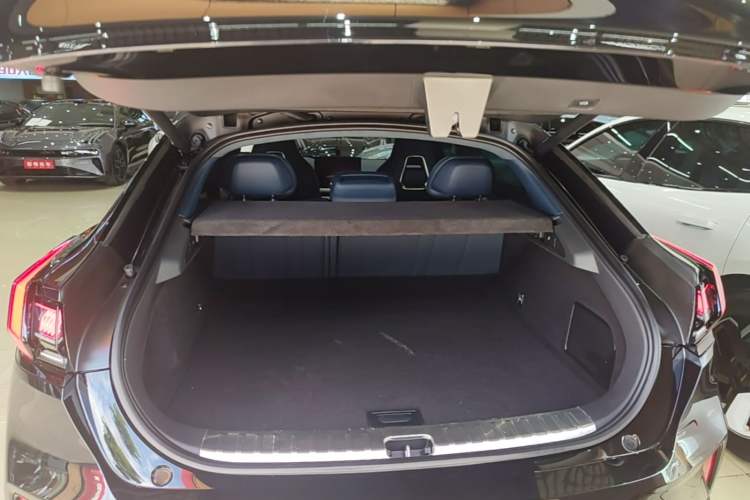 Used Zeekr 001 2024 WE Edition 95 kWh All-Wheel Drive Trunk