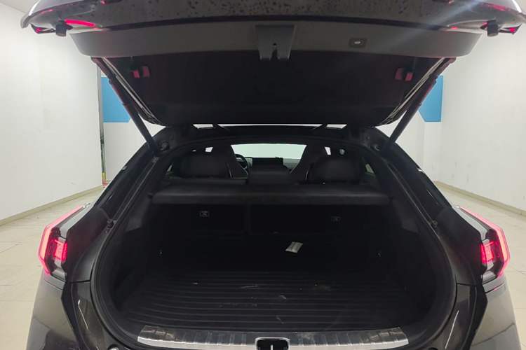 Used Zeekr 001 2024 WE Edition 95 kWh All-Wheel Drive Trunk