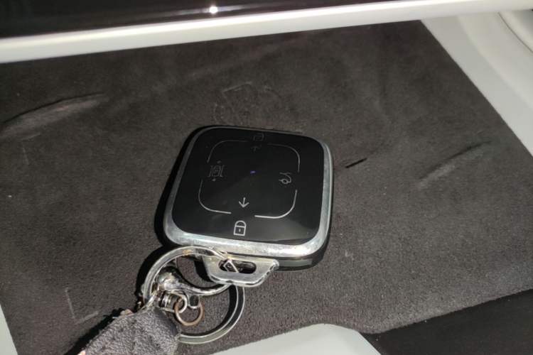 Used Zeekr 001 2024 YOU Edition 100 kWh All-Wheel Drive Vehicle Key