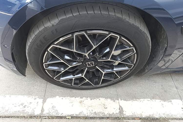 Used Zeekr 001 2024 WE Edition 95 kWh All-Wheel Drive Exterior 4