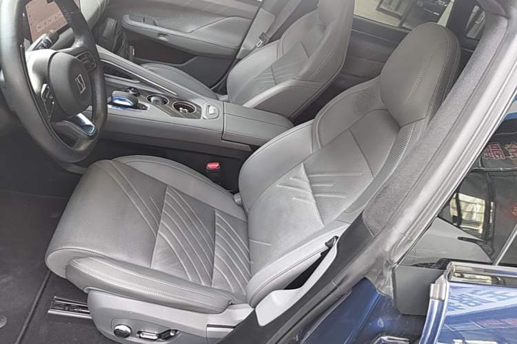 Used Zeekr 001 2024 WE Edition 95 kWh All-Wheel Drive Left Front Seat