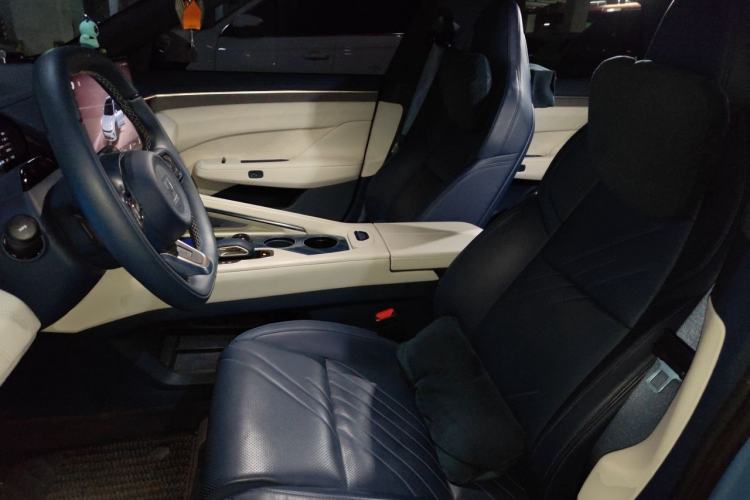 Used Zeekr 001 2024 WE Edition 95 kWh All-Wheel Drive Left Front Seat