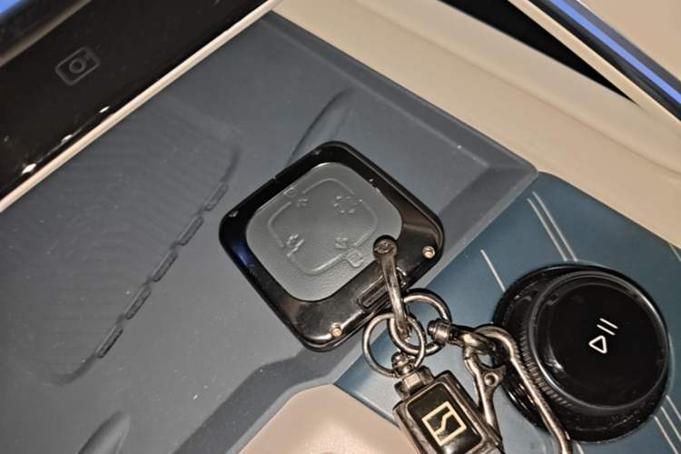 Used Zeekr 001 2024 YOU Edition 100 kWh All-Wheel Drive Vehicle Key