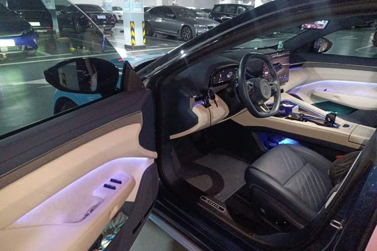 Used Zeekr 001 2024 YOU Edition 100 kWh All-Wheel Drive Driver Seat