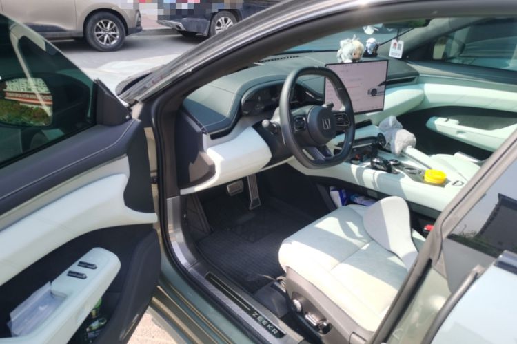 Used Zeekr 001 2024 YOU Edition 100 kWh All-Wheel Drive Driver Seat