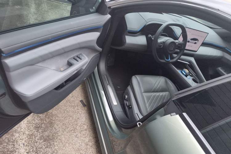 Used Zeekr 001 2024 WE Edition 100 kWh Rear-Drive Driver Seat