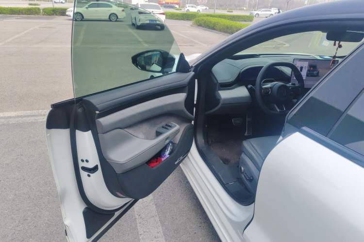 Used Zeekr 001 2024 YOU Edition 100 kWh All-Wheel Drive Driver Seat