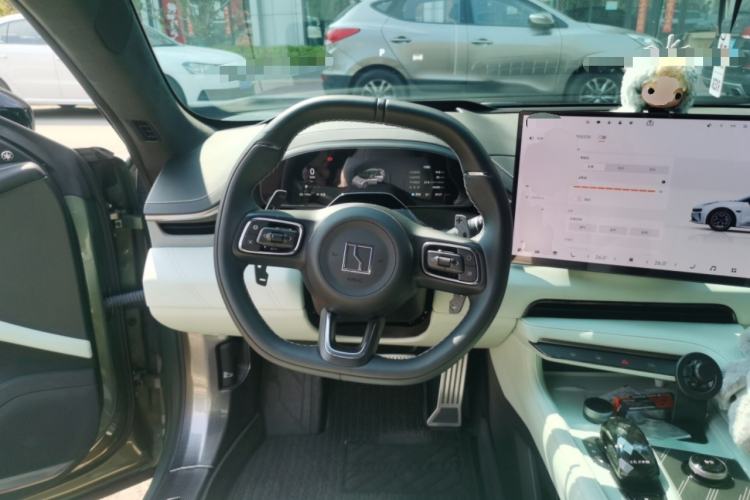 Used Zeekr 001 2024 YOU Edition 100 kWh All-Wheel Drive Steering Wheel