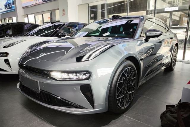 Used Zeekr 001 2024 WE Edition 100 kWh Rear-Drive