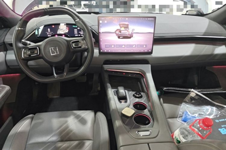 Used Zeekr 001 2024 WE Edition 100 kWh Rear-Drive Center Console