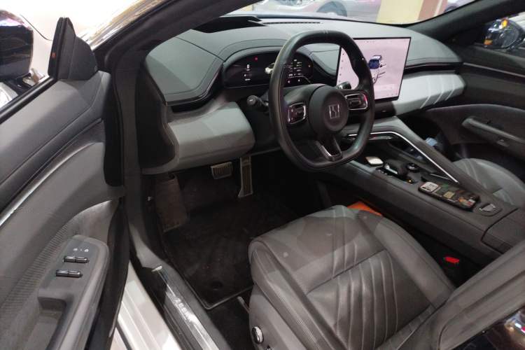Used Zeekr 001 2024 WE Edition 95 kWh All-Wheel Drive Driver Seat