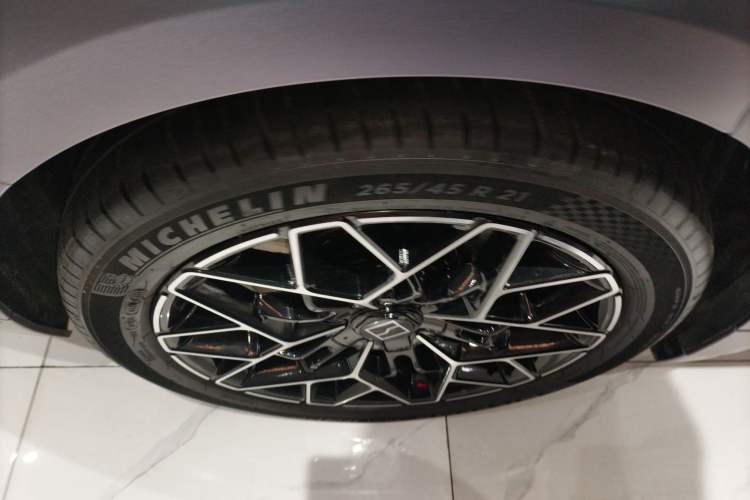 Used Zeekr 001 2024 WE Edition 95 kWh All-Wheel Drive Exterior 5