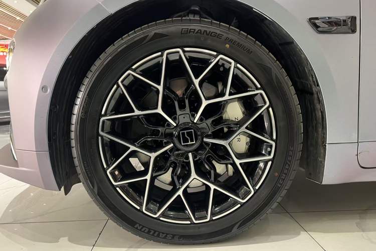 Used Zeekr 001 2024 WE Edition 95 kWh All-Wheel Drive Exterior 7