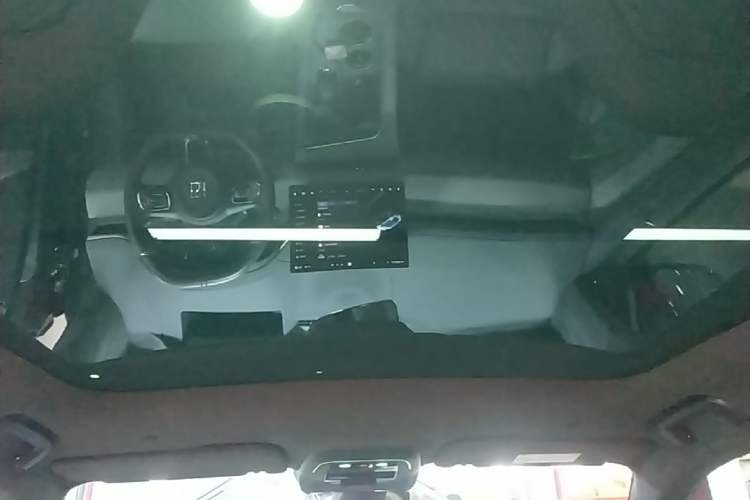 Used Zeekr 001 2024 WE Edition 95 kWh All-Wheel Drive Headliner