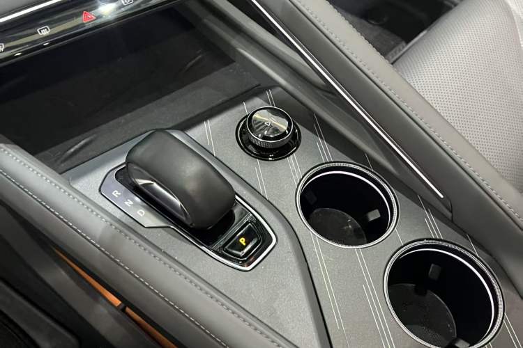 Used Zeekr 001 2024 WE Edition 95 kWh All-Wheel Drive Interior 5
