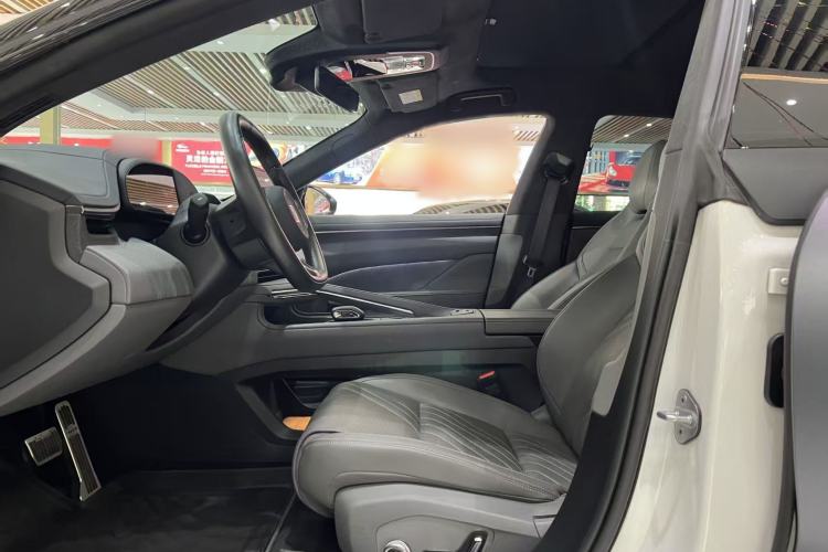 Used Zeekr 001 2024 WE Edition 95 kWh All-Wheel Drive Interior 6