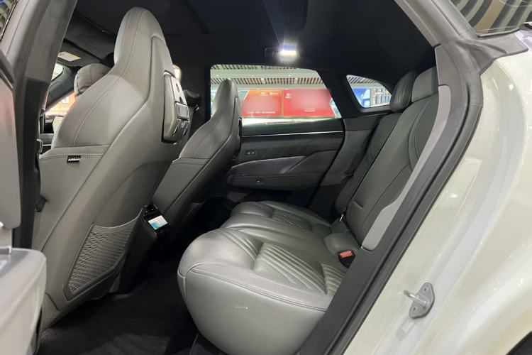 Used Zeekr 001 2024 WE Edition 95 kWh All-Wheel Drive Interior 7
