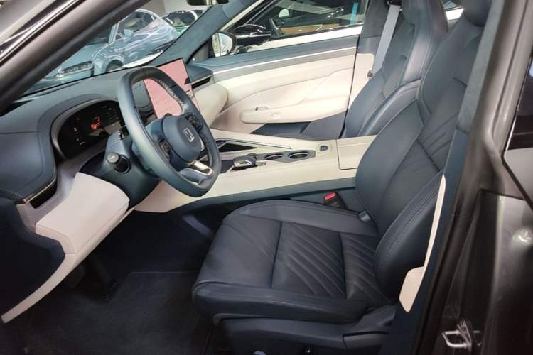 Used Zeekr 001 2024 WE Edition 100 kWh Rear-Drive Left Front Seat