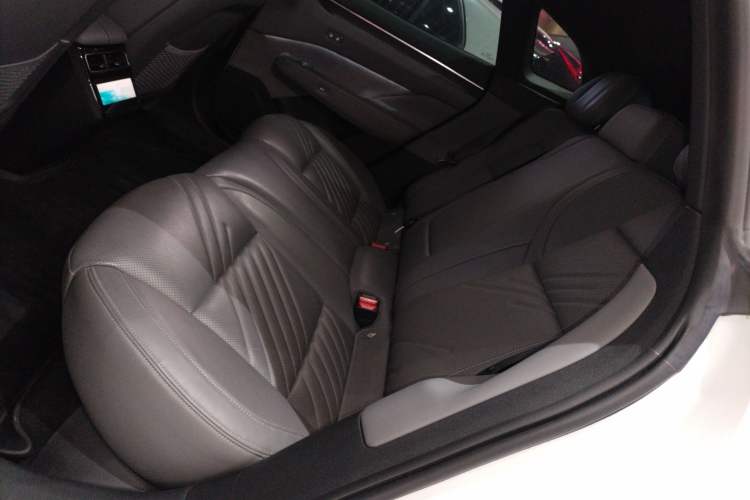 Used Zeekr 001 2024 WE Edition 95 kWh All-Wheel Drive Left Rear Seat