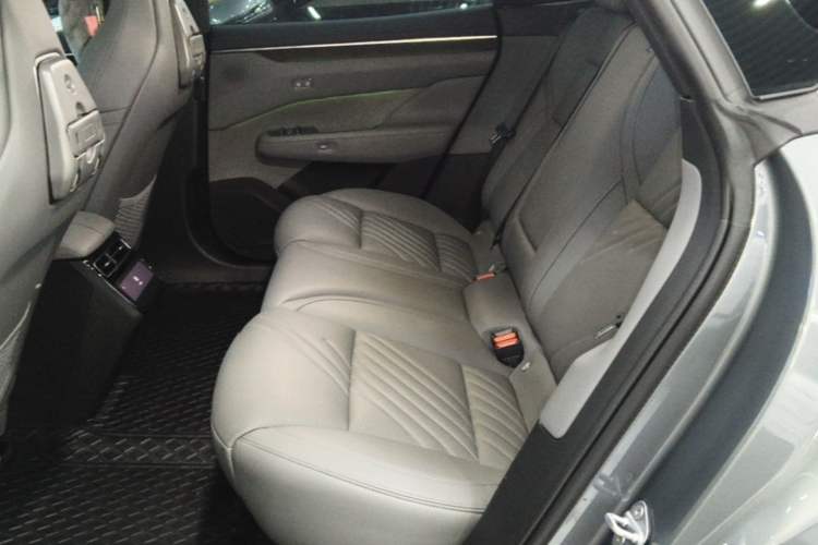 Used Zeekr 001 2024 ME Edition 100 kWh All-Wheel Drive Left Rear Seat