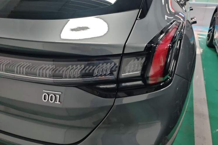 Used Zeekr 001 2024 ME Edition 100 kWh All-Wheel Drive Right Rear Taillight