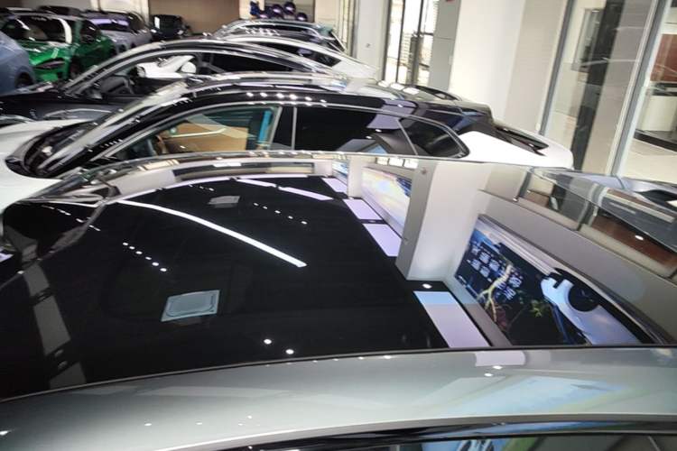 Used Zeekr 001 2024 WE Edition 100 kWh Rear-Drive Roof