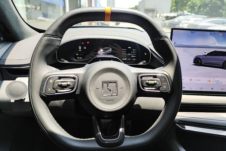 Used Zeekr 001 2024 WE Edition 100 kWh Rear-Drive Steering Wheel