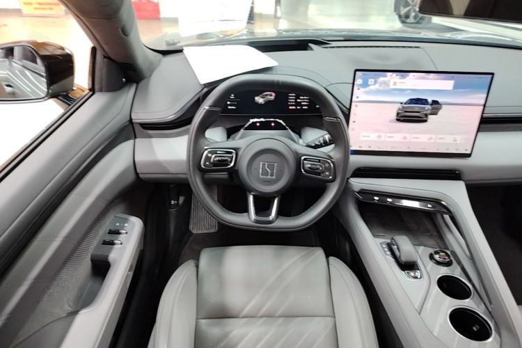 Used Zeekr 001 2024 WE Edition 95 kWh All-Wheel Drive Steering Wheel